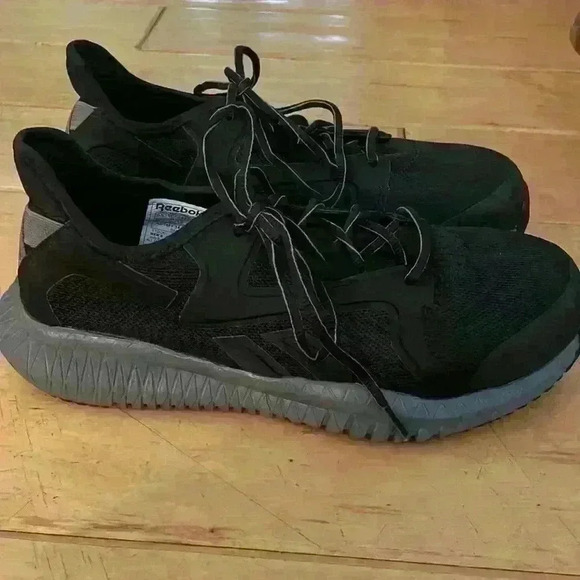 Reebok Flexagon 3.0 Work Shoes - Picture 4 of 8